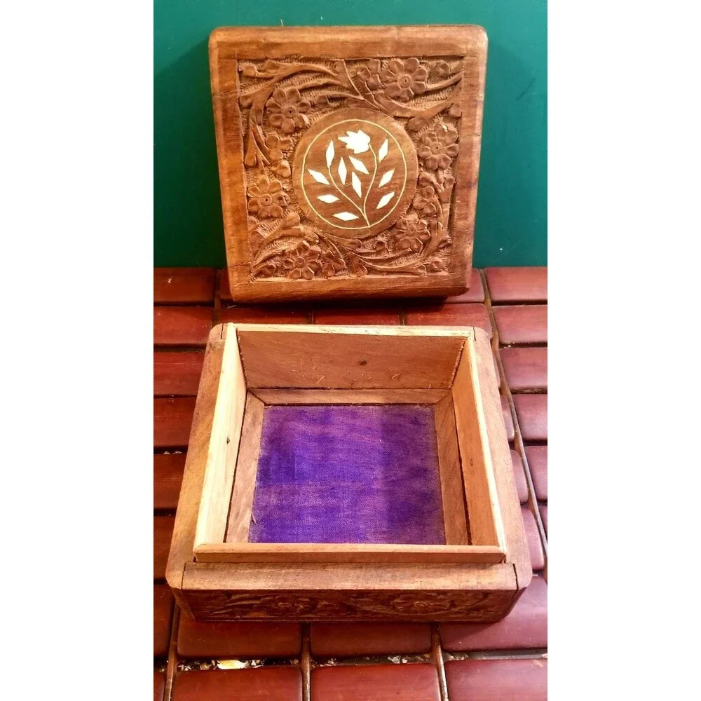 Vintage Hand Carved Wooden Jewelry Box With Floral Pattern & Alabaster Details